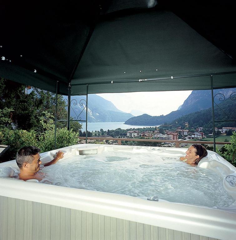 Hotel Olympia Molveno Exterior photo